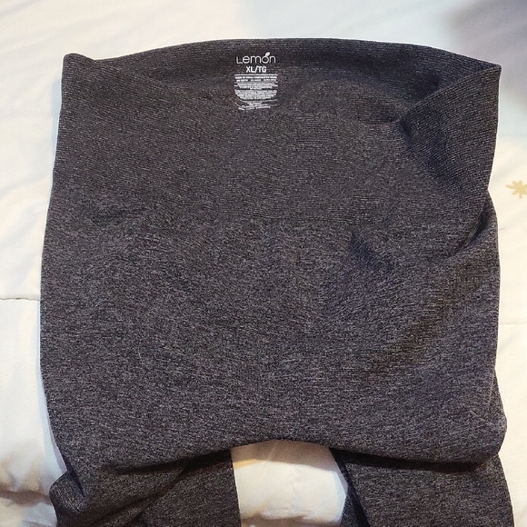 Lemon Pants - Lemon Men's Charcoal Crewneck Sweater